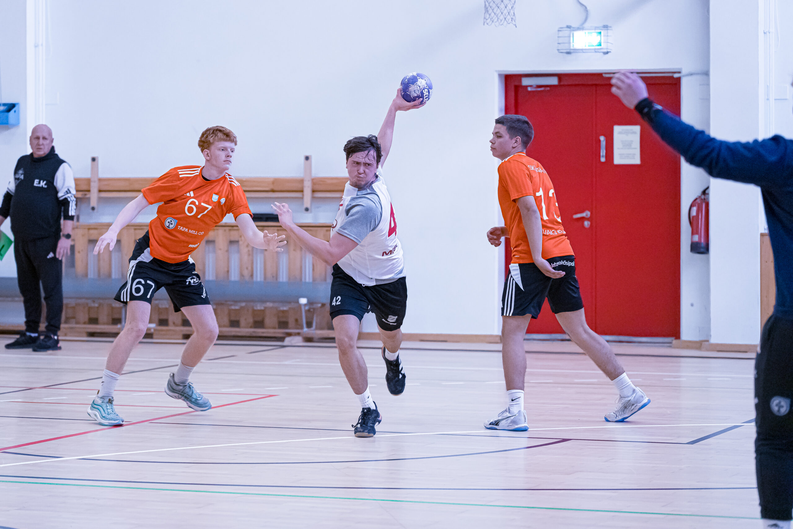 Tasavägises avamängus jäi Mistra/HC Tallas napilt alla Tapa valla Spordikool/SK Tapale