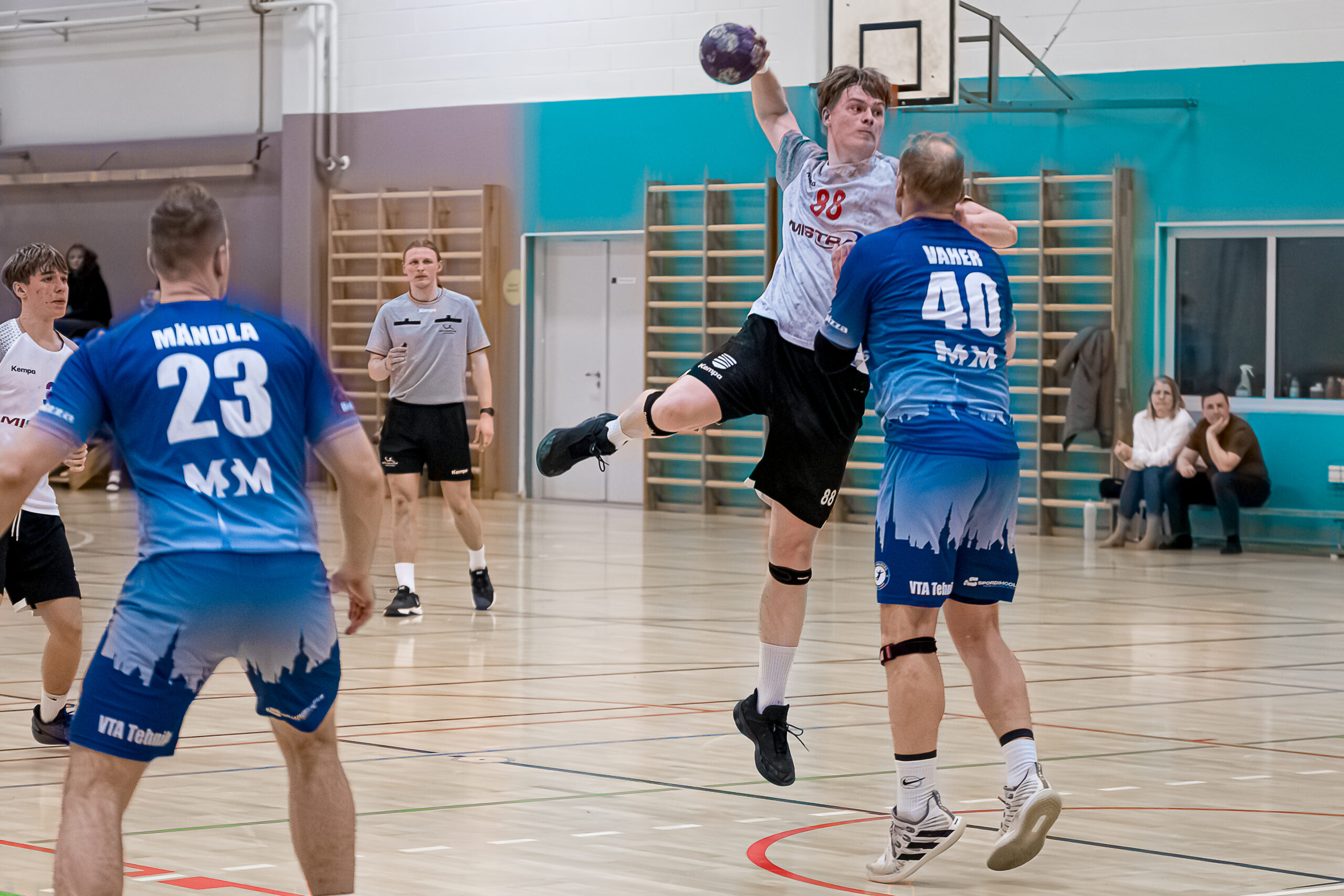 Mistra ja Mistra/HC Tallas kodumängudel võidukad