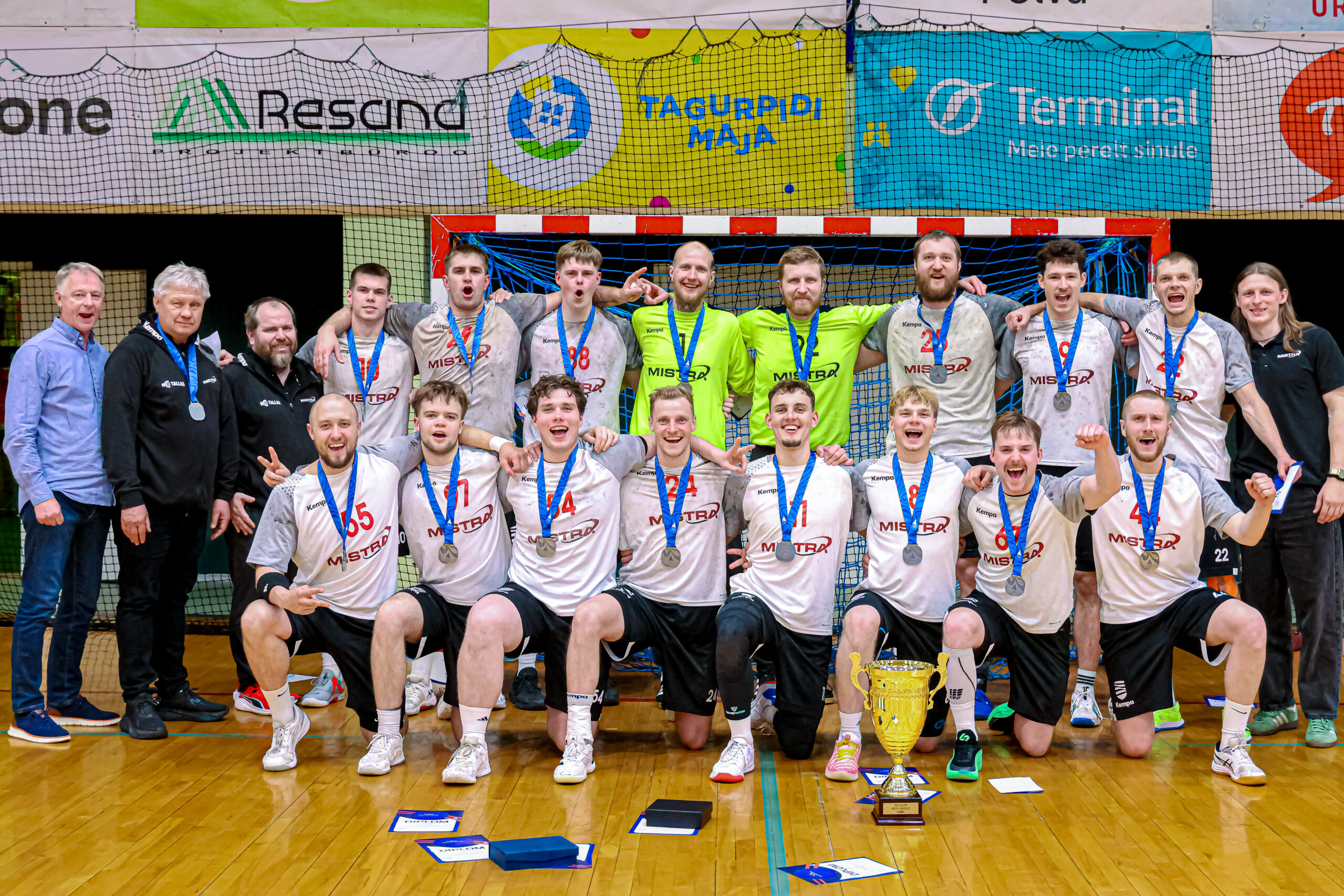 Mistra lõpetas hooaja hõbedaga, finaalseeria kuulus Servitile.